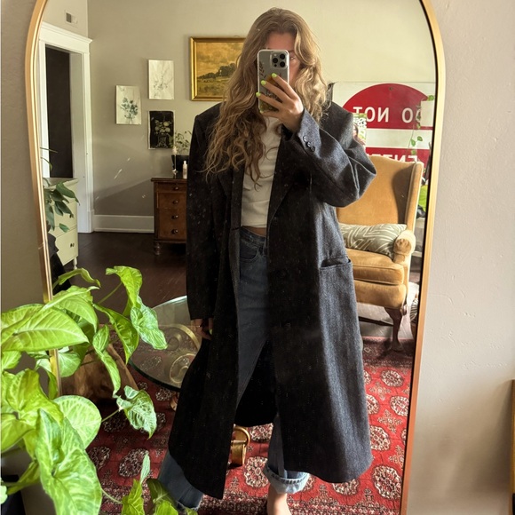 Floor length over sized trench coat - winter sz L - Picture 1 of 3